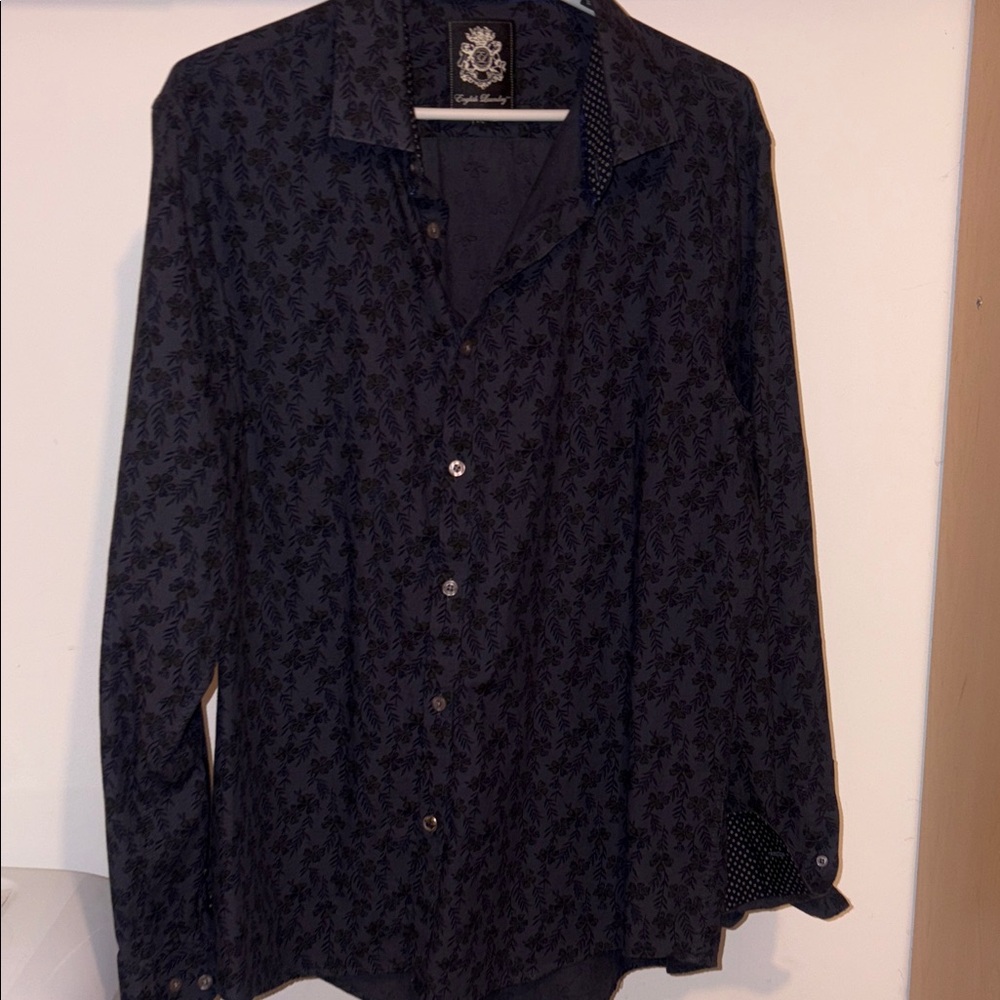 English Laundry Dark Patterned Shirt Men’s Size Large slim fit.